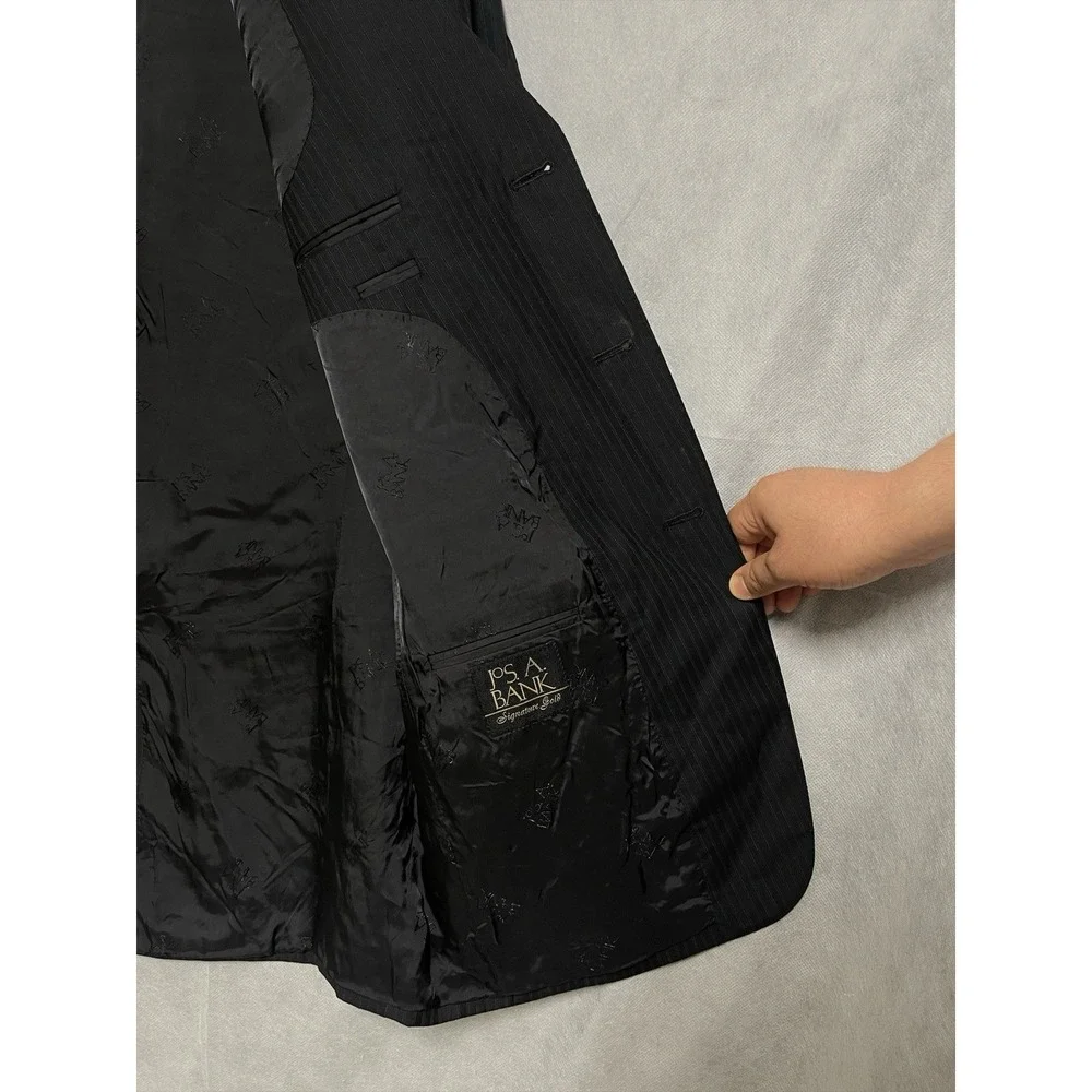 Jos. A. Bank size 42l